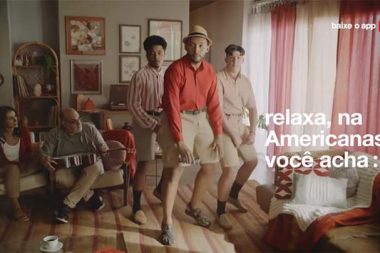 Orlandinho e sua dança da pisada no comercial do Dia dos Namorados da Americanas, pela WMcCann